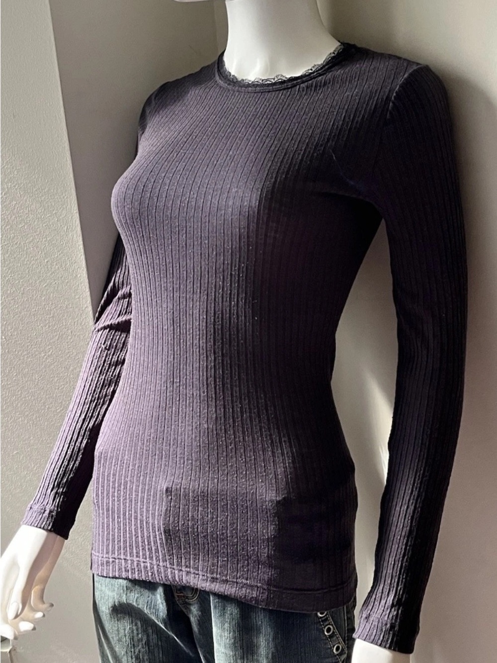 Hanro Charcoal Gray W/ Purple Cotton Long Sleeve Ribbed Women Top W/ Lace XS